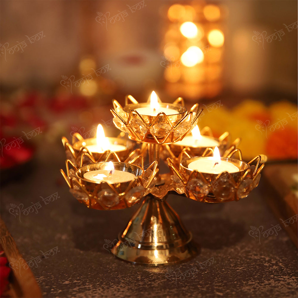 Eye Catching Crystal Panch Diya