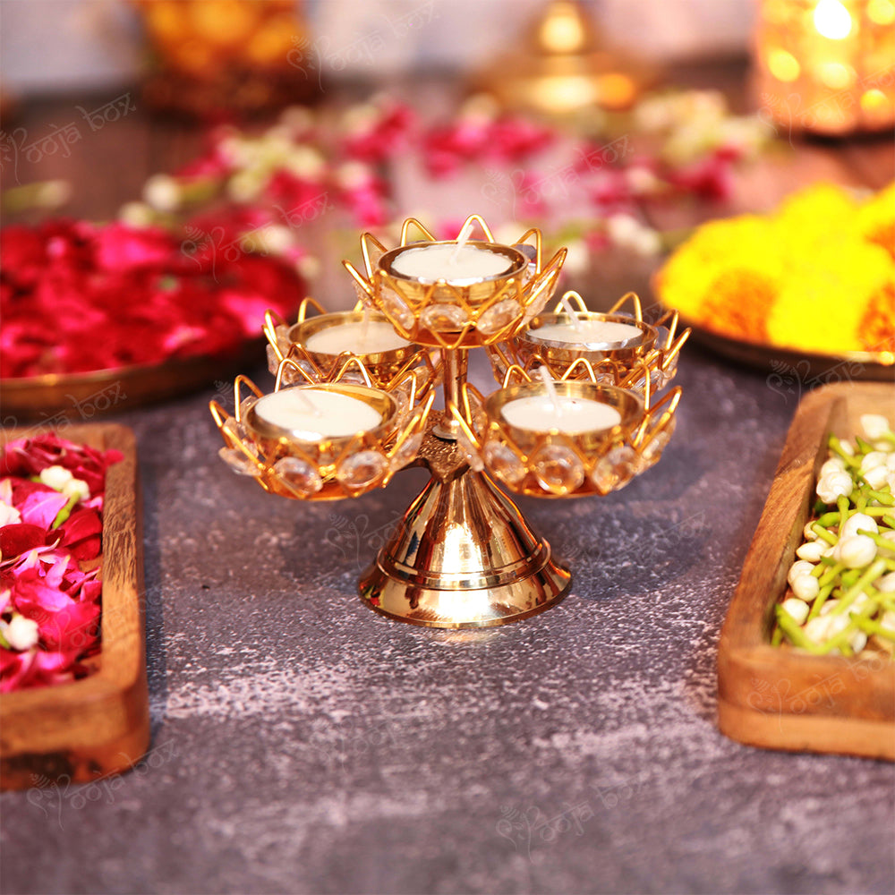 Eye Catching Crystal Panch Diya