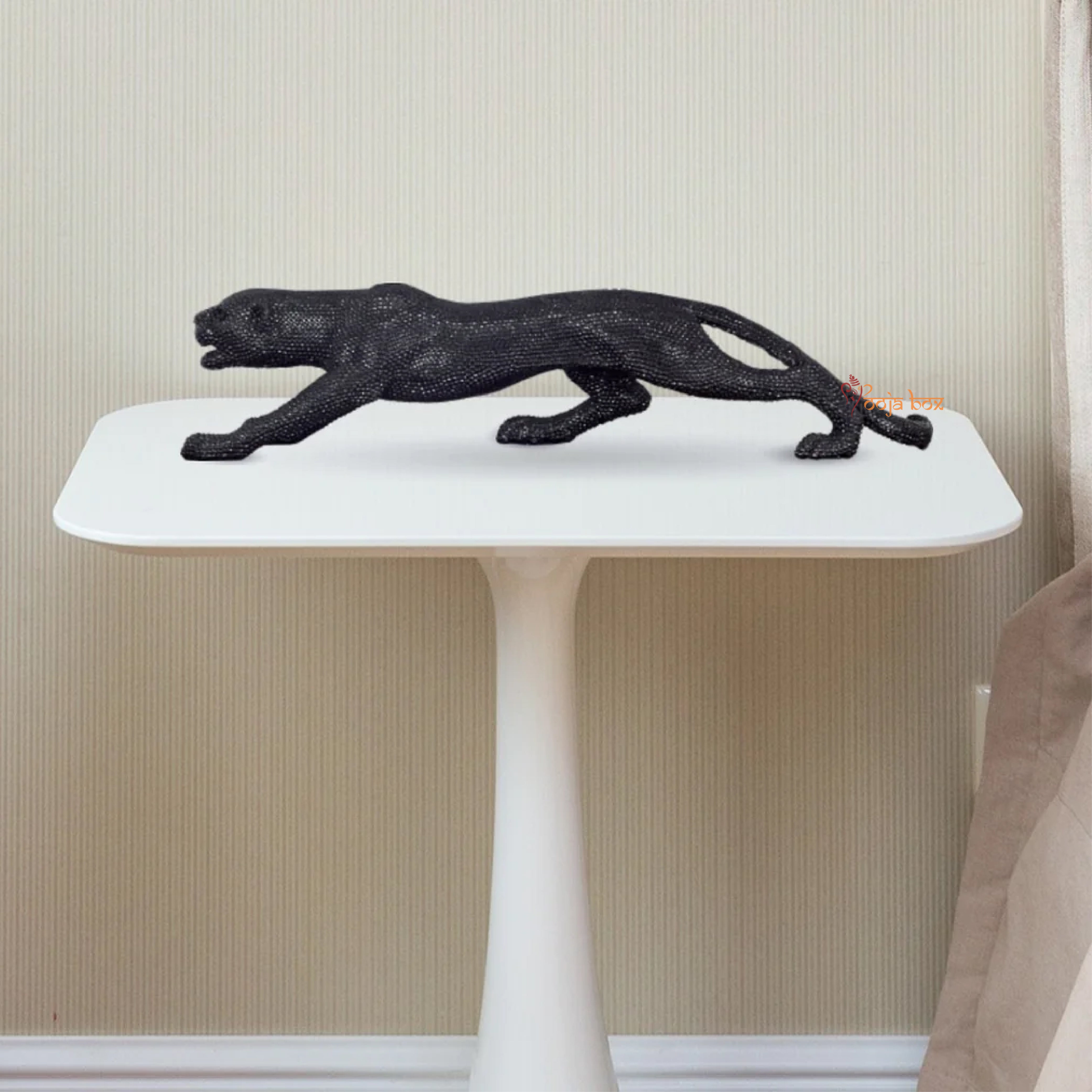 STRIKING PANTHER