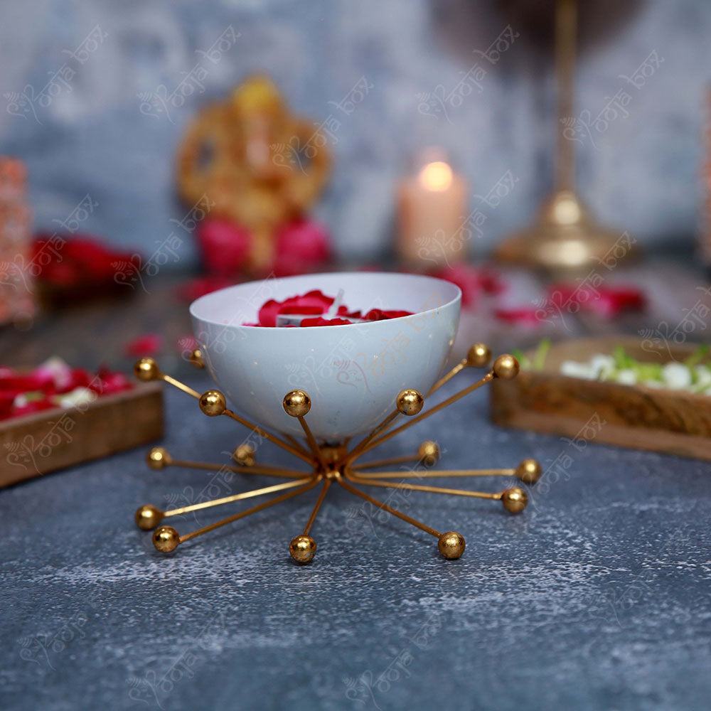 Modern Bowl With Decorative Brass Stand