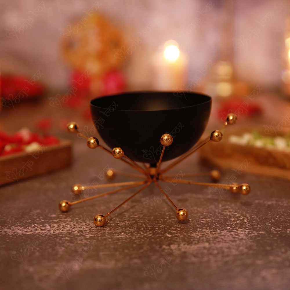 Modern Bowl With Decorative Brass Stand