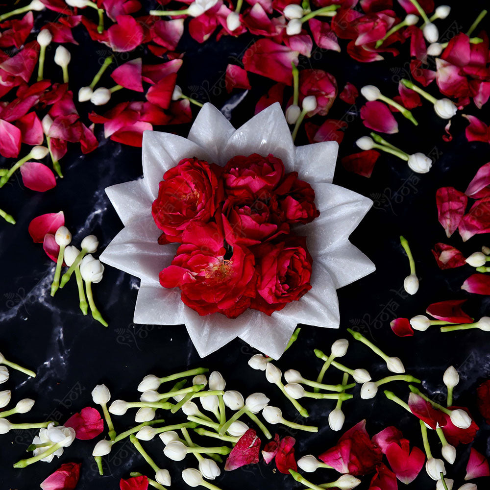 Decorative Floral Marble Urli