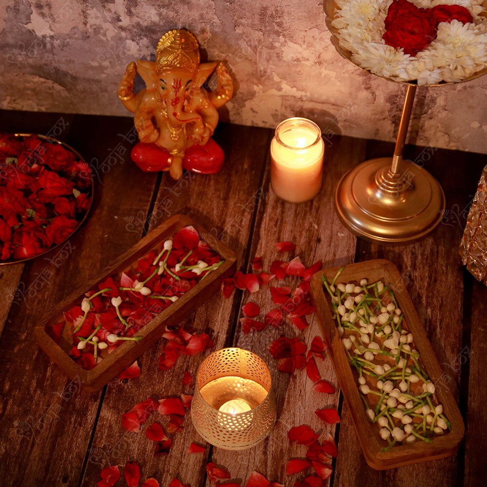 Creative White Candle Light Holder