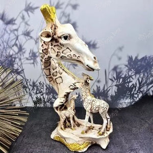 Expleasia Cute Giraffe Family Sculpture Display for Tabletop, Home, Living Room, and Bedroom Corner Décor