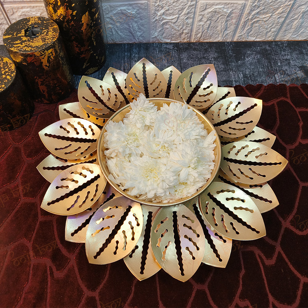 Stunning Brass Petal Flower/Urli