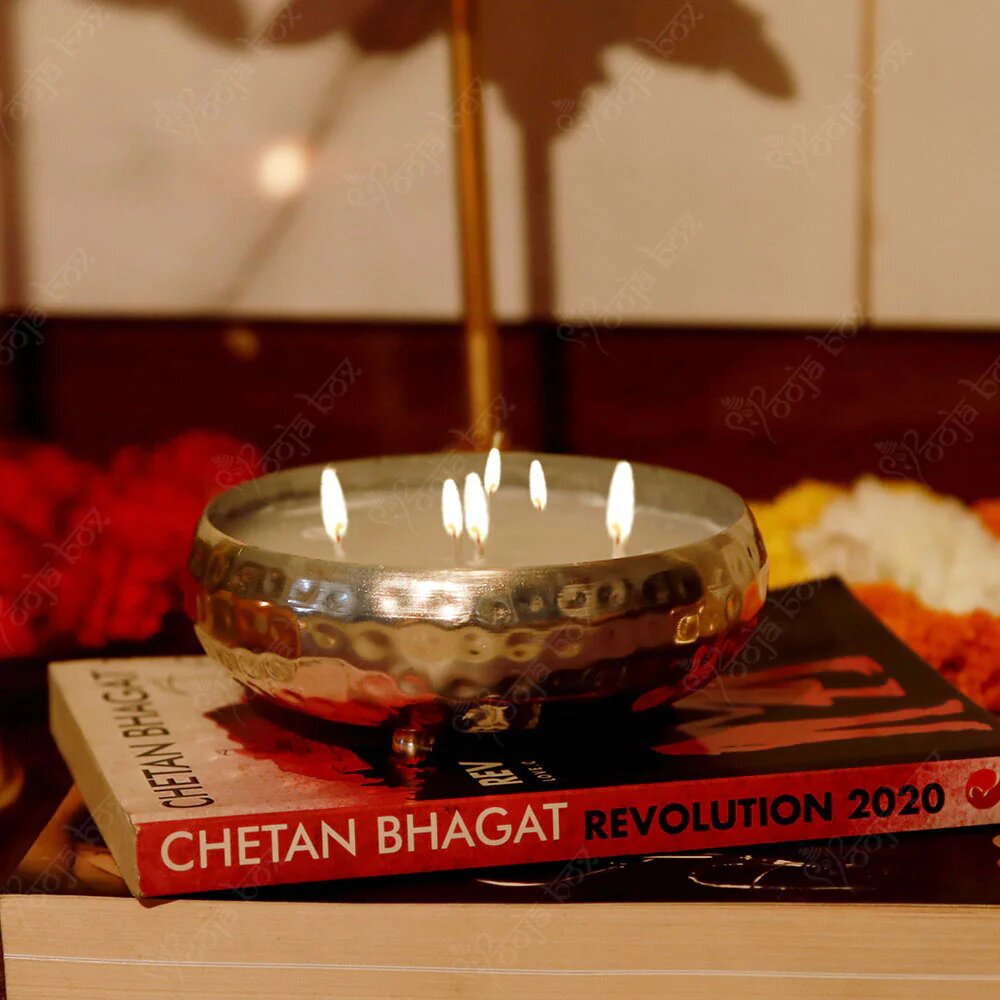 Silver Multi Wick Scented Candle Urli