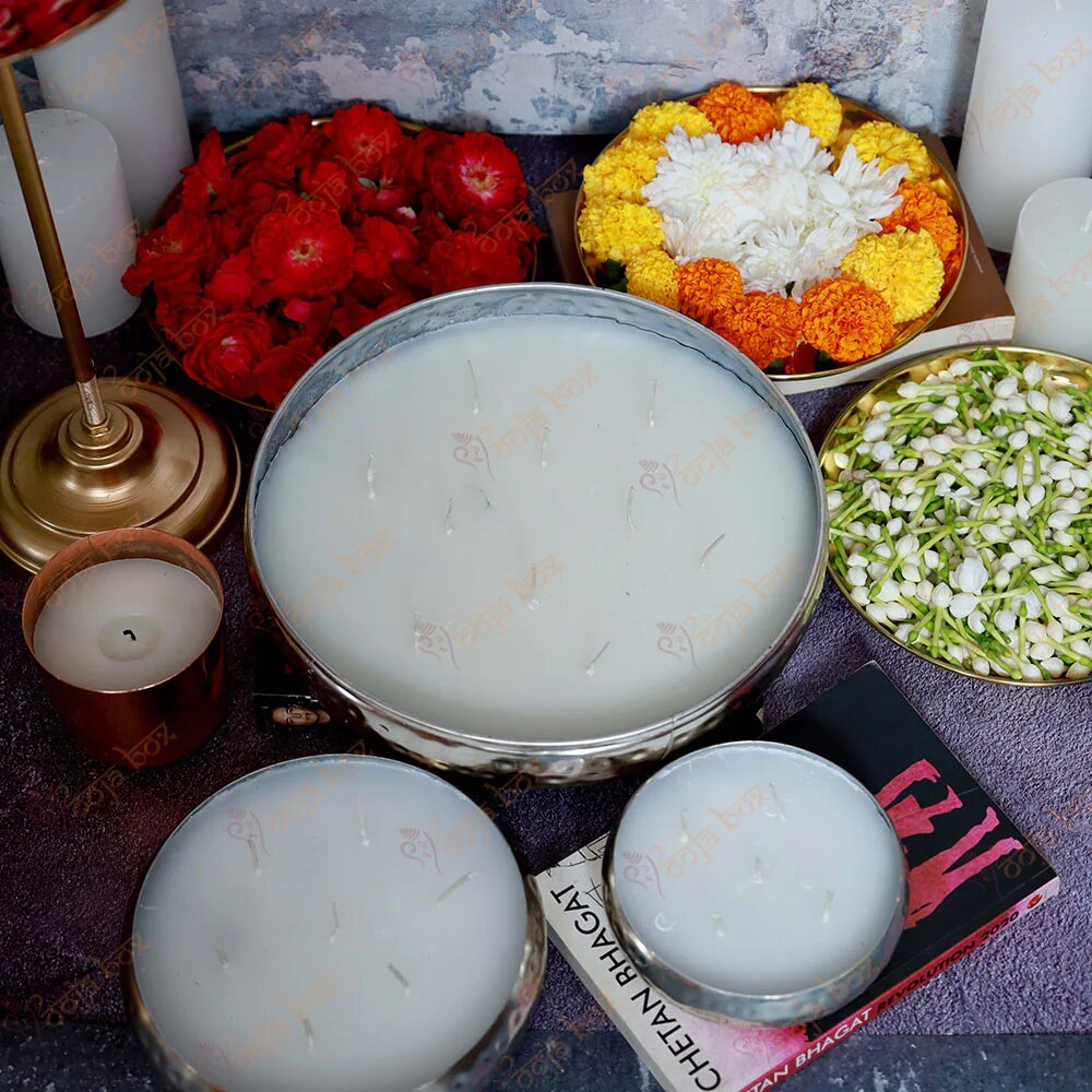 Silver Multi Wick Scented Candle Urli