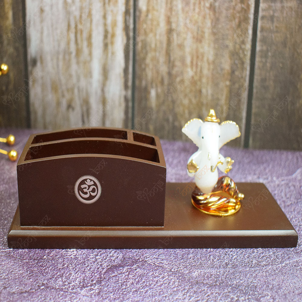 Sitting Crystal Ganesha Pen Stand